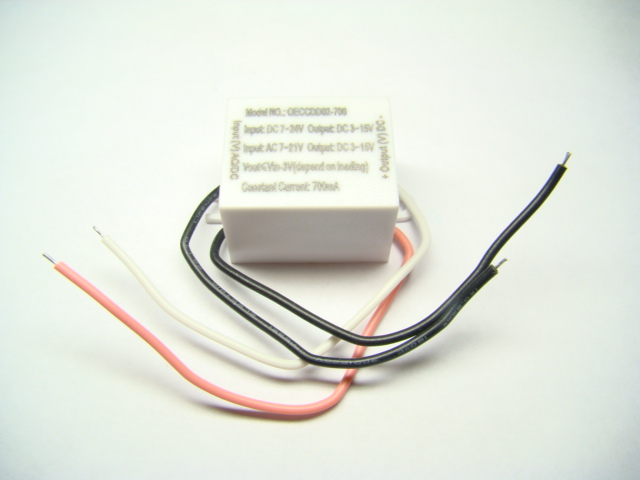 Источник тока DC/DC-700mA,1-3 3W,8-24V герметичный